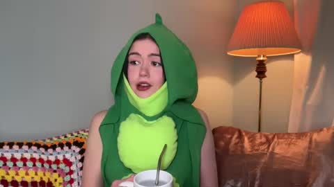 Little Sugar Pea  online show from 01-12-25, 12:39