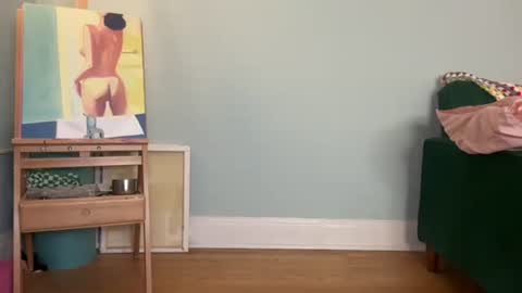 Little Sugar Pea  online show from 09-10-25, 11:05