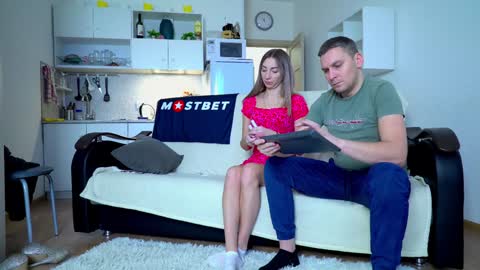 Little Tifany online show from 12-15-24, 09:13