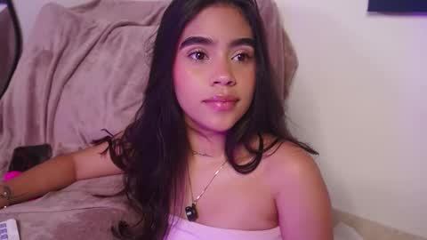 littletammy_ online show from 11-08-25, 02:50