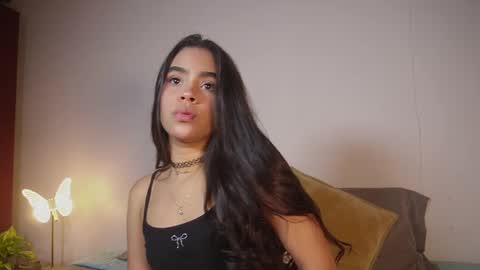 littletammy_ online show from 04-19-26, 03:55