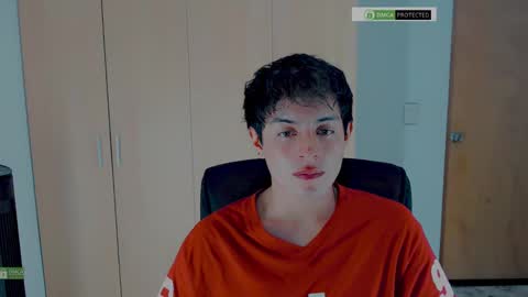 Snapshot of littlezhalem chatting on 11-16-25, 01:22 littlezhalem online show from 11-16-25, 01:22