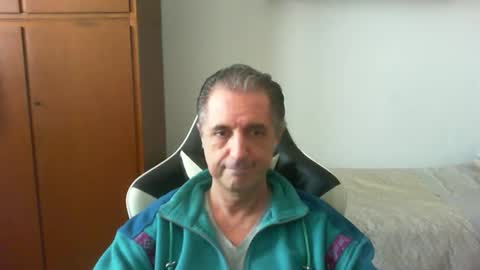 liuk53 online show from 04-26-26, 12:14