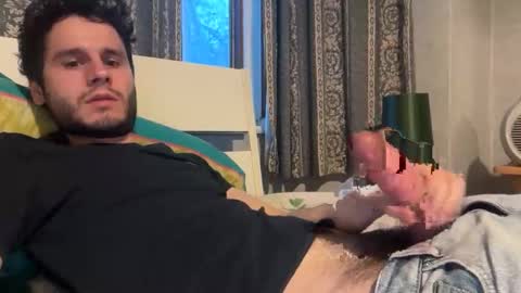 Snapshot of livefantesy4 chatting on 11-01-25, 04:31 livefantesy4 online show from 11-01-25, 04:31