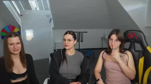 Sheryl online show from 04-24-26, 10:18