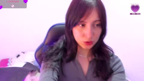 Snapshot of livemakio chatting on 01-23-25, 06:06 Liz online show from 01-23-25, 06:06