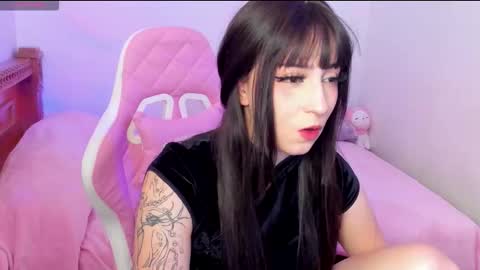 Snapshot of livemakio chatting on 01-10-26, 06:04 Liz online show from 01-10-26, 06:04