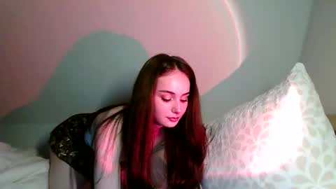 Snapshot of livia_vale chatting on 03-07-26, 04:37 livia_vale online show from 03-07-26, 04:37