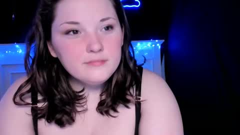 Snapshot of livinsubspace chatting on 12-22-24, 06:06 Liv online show from 12-22-24, 06:06