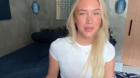 olivia online show from 02-26-26, 03:27