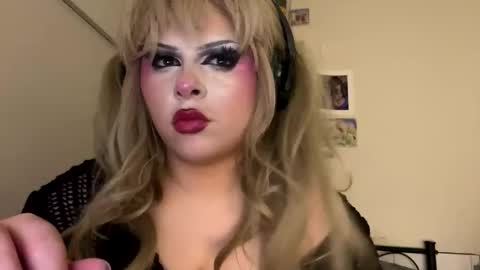 livvybee online show from 02-19-26, 09:05