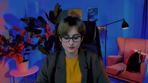 Snapshot of lixeluna chatting on 04-16-26, 06:47 LixeLuna online show from 04-16-26, 06:47