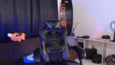 Elizabeth online show from 11-25-25, 11:49