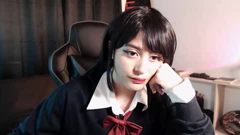 Elizabeth online show from 12-23-25, 03:04