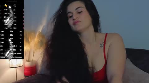 Snapshot of liz_devine chatting on 12-06-24, 03:33 liz online show from 12-06-24, 03:33