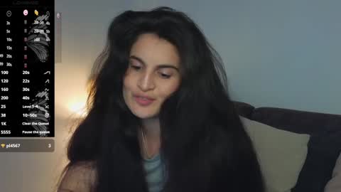 Snapshot of liz_devine chatting on 12-17-24, 09:16 liz online show from 12-17-24, 09:16