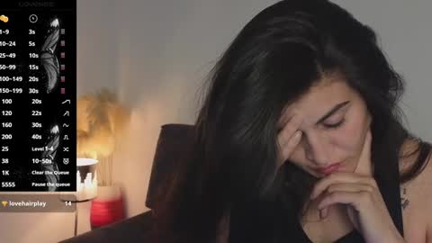 Snapshot of liz_devine chatting on 01-22-25, 09:43 liz online show from 01-22-25, 09:43