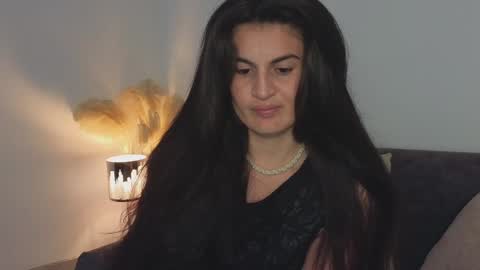 Snapshot of liz_devine chatting on 02-02-25, 06:20 liz online show from 02-02-25, 06:20