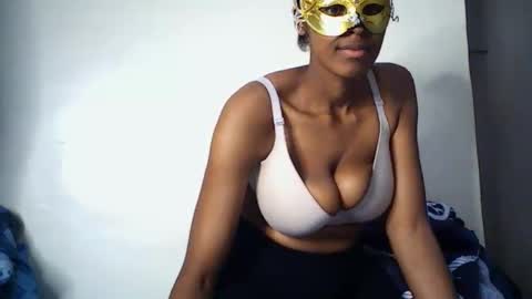 Snapshot of liz_lovie chatting on 05-23-26, 06:34 liz_lovie online show from 05-23-26, 06:34