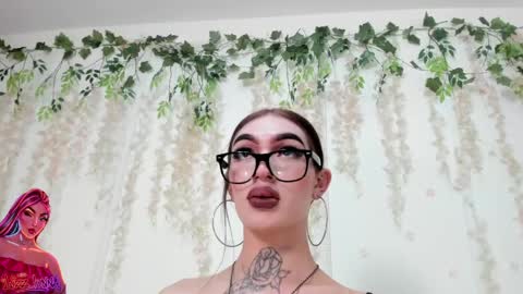 Liz Luna online show from 06-01-26, 04:03