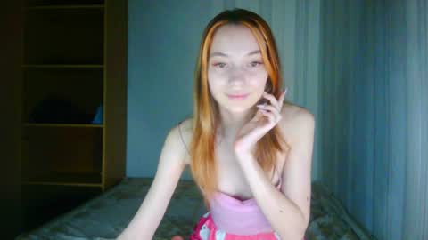 Snapshot of liza__kitty chatting on 06-14-26, 03:25 Liza Kitty online show from 06-14-26, 03:25
