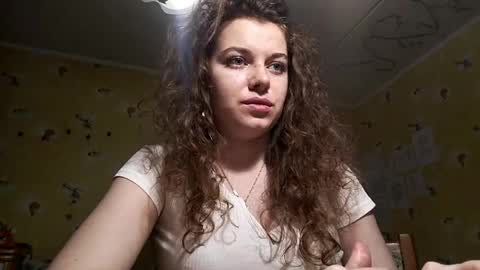 Molly online show from 04-26-26, 05:10