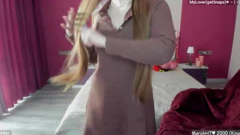 Girl next door online show from 03-10-26, 01:05