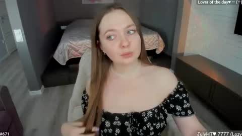 Girl next door online show from 07-15-26, 11:37