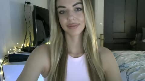 LizaSweetyy online show from 02-22-26, 08:46