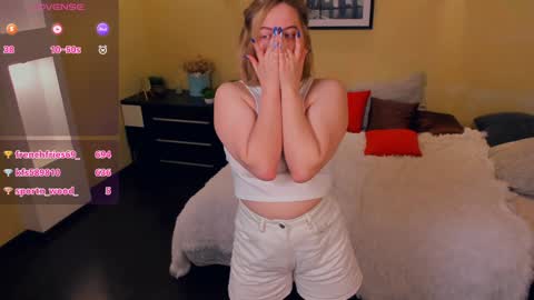 Snapshot of lizbethhaith chatting on 12-26-24, 10:31 Lizbeth or Lizzy online show from 12-26-24, 10:31
