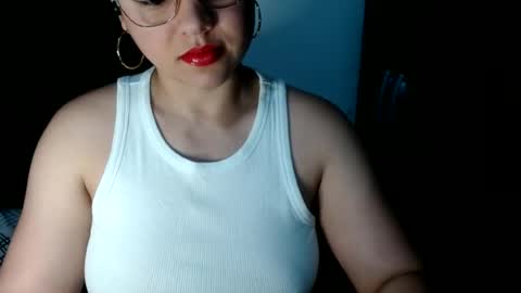 Snapshot of lizbodu chatting on 06-11-26, 10:41 Lizze Bodu 3 online show from 06-11-26, 10:41