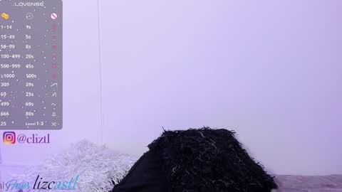 Snapshot of lizcastl chatting on 12-13-24, 03:43 lizcastl online show from 12-13-24, 03:43