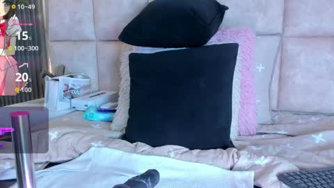 Liz online show from 04-10-26, 07:51