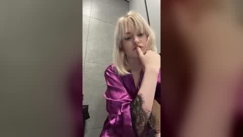 Lizzy online show from 08-05-26, 07:00
