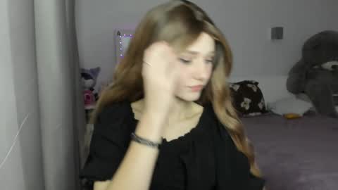 lizza_a online show from 03-22-26, 06:55