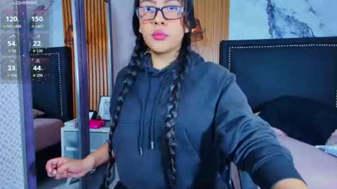 Liz  online show from 07-24-26, 11:41