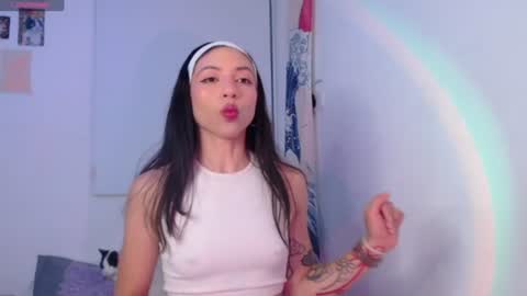 Snapshot of lizza_scott chatting on 06-07-26, 10:46 Lizza Scott online show from 06-07-26, 10:46