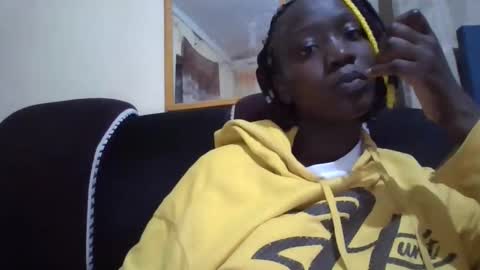 Snapshot of lizzie2020 chatting on 06-01-26, 04:20 lizzie2020 online show from 06-01-26, 04:20