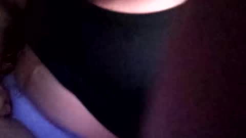 Snapshot of lizzy20066 chatting on 11-09-25, 05:39 lizzy20066 online show from 11-09-25, 05:39