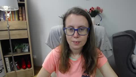 Lizzy online show from 06-08-26, 04:35