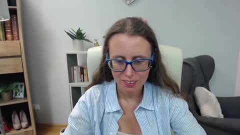 Lizzy online show from 07-07-26, 07:56