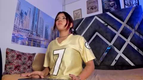 lizzy_sweet2 online show from 10-15-25, 03:28