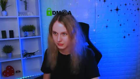 Snapshot of lizzy_sweety_purrr chatting on 06-08-26, 11:21 lizzy_sweety_purrr online show from 06-08-26, 11:21
