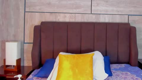 LizzySato online show from 11-25-25, 09:15