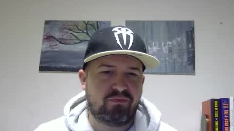 Snapshot of lj345689 chatting on 01-01-25, 12:21 lj345689 online show from 01-01-25, 12:21