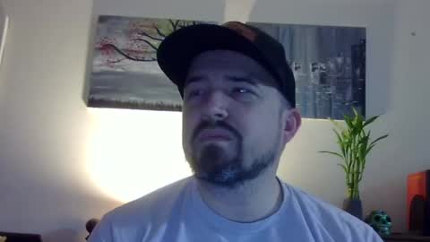 Snapshot of lj345689 chatting on 11-24-25, 02:00 lj345689 online show from 11-24-25, 02:00