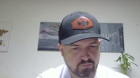 Snapshot of lj345689 chatting on 05-25-26, 10:05 lj345689 online show from 05-25-26, 10:05