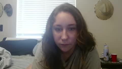 Snapshot of llena_de_lechee chatting on 09-10-25, 03:23 llena_de_lechee online show from 09-10-25, 03:23