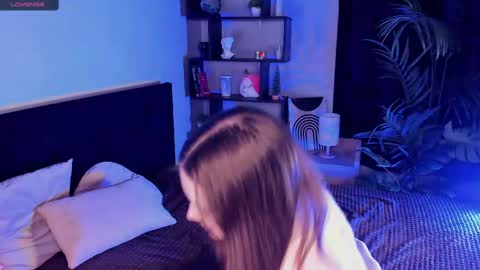 Arina online show from 03-12-25, 11:54