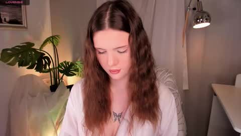 Arina online show from 12-19-25, 07:26